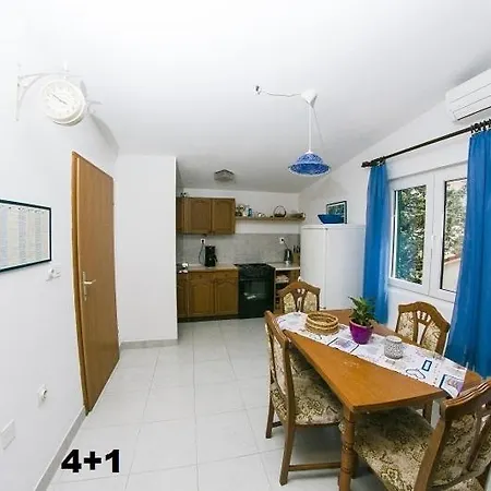 Apartament Pisak